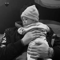 z moim najlepszym kumplem ❤️❤️ w pamięci zostanie , szkoda ,że ciebie już z nami strasznie brakuje mi Ciebie odczuwam to co dzień   obiecałam ci ,że będę szczęśliwa i będzie mój syn cię pamiętał i tak jest ❤️❤️ 